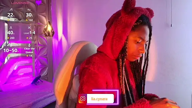 Queen perla  online show from 17, 2, 2026