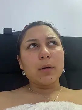 Snapshot of samantha-black chatting on 24, 3, 2026 samantha-black online show from 24, 3, 2026