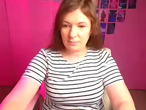 Lissmilf online show from 5, 11, 2025