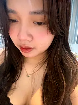 Hotellinh12 online show from 24, 10, 2025