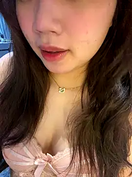 Hotellinh12 online show from 2, 11, 2025