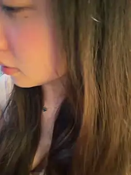 Snapshot of Hotellinh12 chatting on 20, 6, 2026 Hotellinh12 online show from 20, 6, 2026