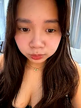 Hotellinh12 online show from 17, 10, 2025