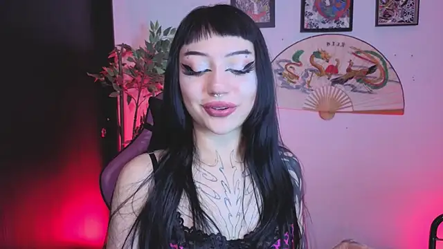 Snapshot of catipetite chatting on 17, 7, 2026 catipetite online show from 17, 7, 2026