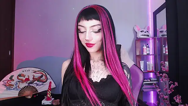 Snapshot of catipetite chatting on 14, 2, 2025 catipetite online show from 14, 2, 2025