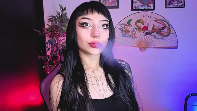 Snapshot of catipetite chatting on 9, 7, 2026 catipetite online show from 9, 7, 2026