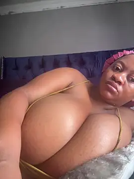 Chubbykarisma27 online show from 14, 11, 2025