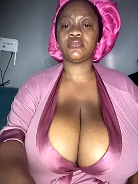 Chubbykarisma27 online show from 3, 10, 2025