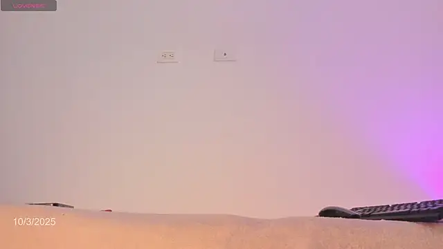 Angel camm online show from 4, 10, 2025