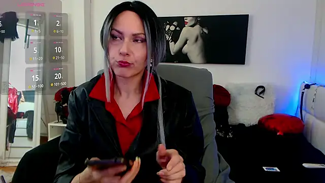 EvelynQueenn online show from 19, 3, 2025