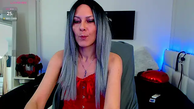 EvelynQueenn online show from 19, 2, 2025