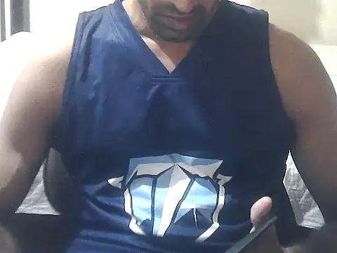 Snapshot of ROCKY_USA_18 chatting on 2, 6, 2026 ROCKY USA 18 online show from 2, 6, 2026