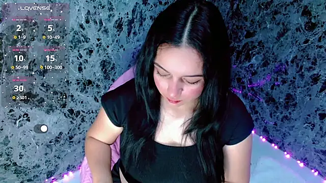 Lanna belle28 online show from 4, 12, 2025