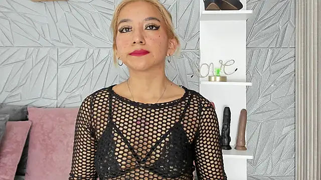 agatadelphine online show from 22, 10, 2025