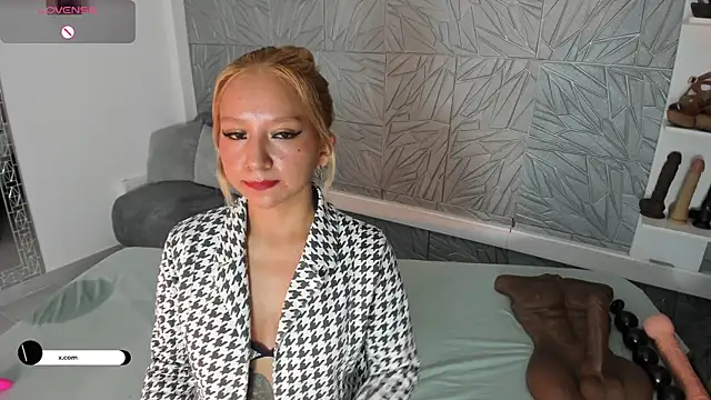 agatadelphine online show from 24, 6, 2026