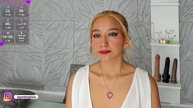 agatadelphine online show from 5, 11, 2025