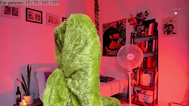 Conlosmichis online show from 27, 10, 2025