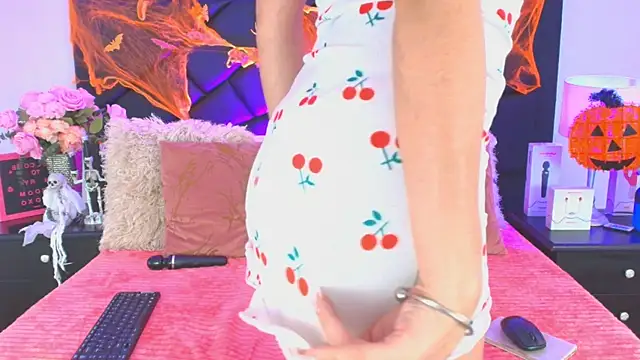 MaryDeniro online show from 29, 10, 2025