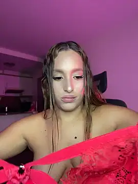 Agnescruzz online show from 12, 7, 2026