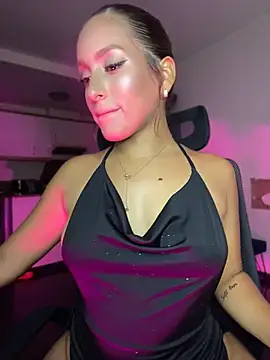 Agnescruzz online show from 25, 7, 2026