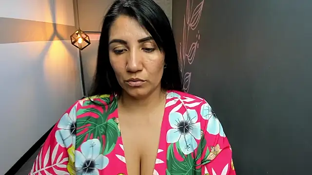 GiaFox  online show from 9, 3, 2025