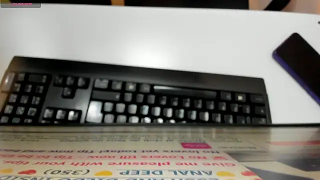 Snapshot of GiaFox_ chatting on 17, 10, 2025 GiaFox online show from 17, 10, 2025