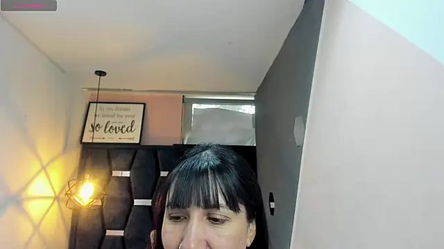 Snapshot of GiaFox_ chatting on 18, 10, 2025 GiaFox online show from 18, 10, 2025