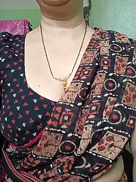 Snapshot of Rosy-B chatting on 13, 5, 2026 Rosy-B online show from 13, 5, 2026