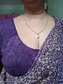 Snapshot of Rosy-B chatting on 3, 8, 2026 Rosy-B online show from 3, 8, 2026