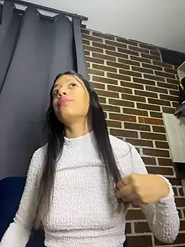 Snapshot of Valentinabaker chatting on 17, 5, 2026 Valentinabaker online show from 17, 5, 2026