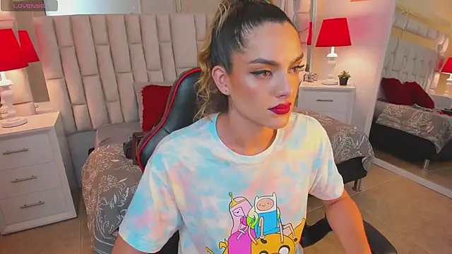 Snapshot of mariiahneedles chatting on 6, 2, 2025 mariiahneedles online show from 6, 2, 2025