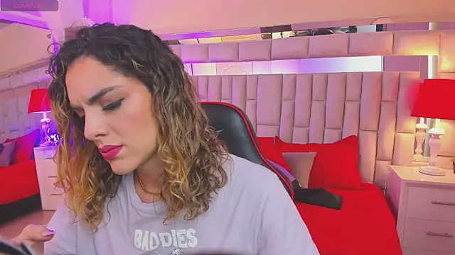 Snapshot of mariiahneedles chatting on 17, 3, 2025 mariiahneedles online show from 17, 3, 2025