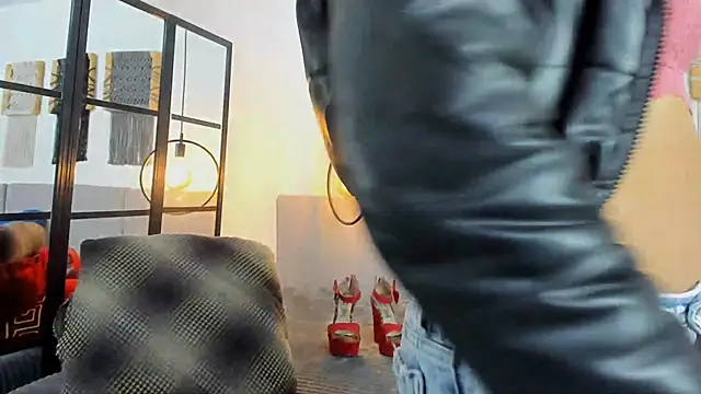 Snapshot of Sweet_camille chatting on 17, 6, 2026 Sweet camille online show from 17, 6, 2026