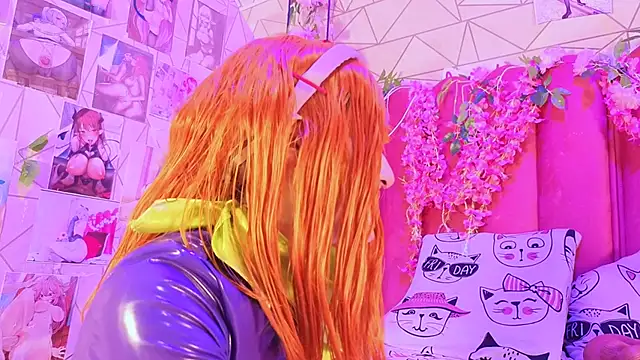 Alicebenett online show from 18, 10, 2025