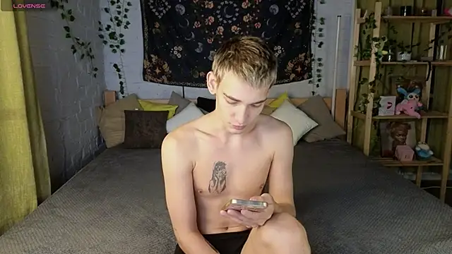 Nick Win online show from 9, 11, 2025