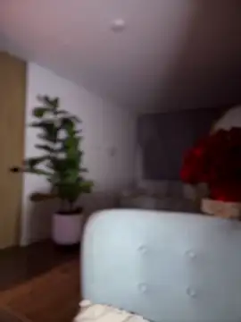 SaraFerreira online show from 25, 4, 2026