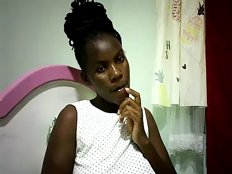 Snapshot of Pierra77 chatting on 15, 5, 2026 Pierra77 online show from 15, 5, 2026