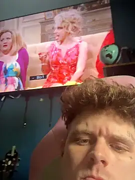 Snapshot of traejddd chatting on 15, 6, 2026 traejddd online show from 15, 6, 2026