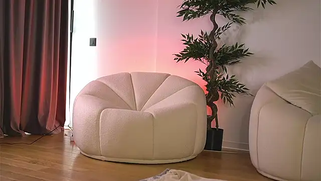 Cherrysweett online show from 2, 7, 2026