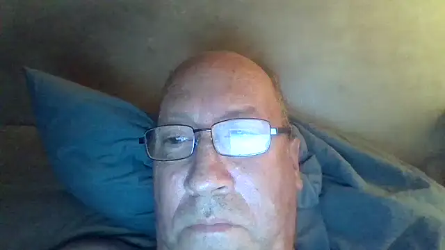 hornyrich69 online show from 17, 12, 2025