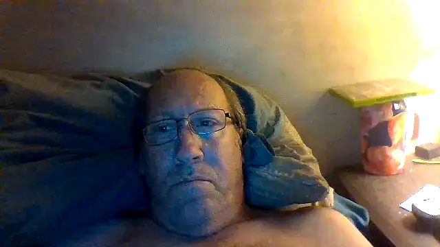 Snapshot of hornyrich69 chatting on 5, 6, 2026 hornyrich69 online show from 5, 6, 2026