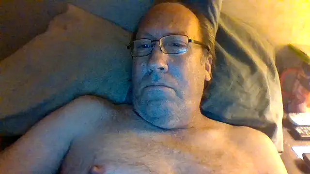Snapshot of hornyrich69 chatting on 25, 5, 2026 hornyrich69 online show from 25, 5, 2026