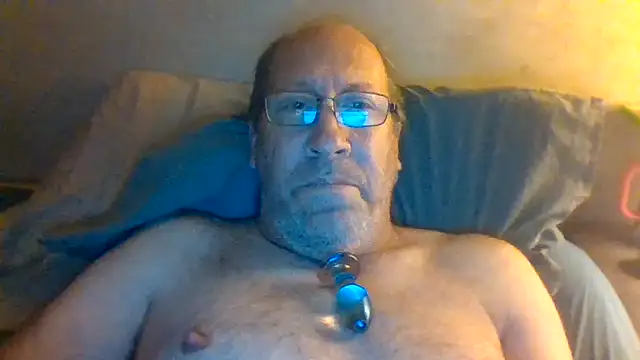 hornyrich69 online show from 10, 3, 2026