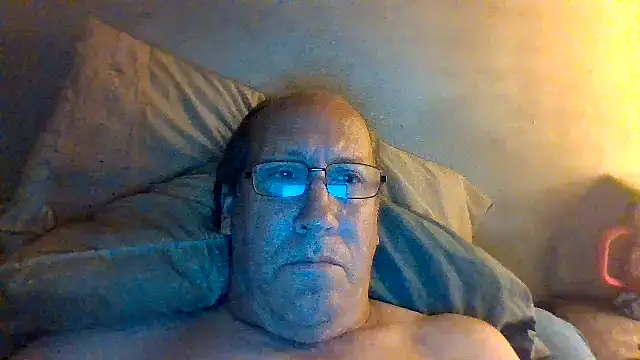 Snapshot of hornyrich69 chatting on 12, 5, 2026 hornyrich69 online show from 12, 5, 2026