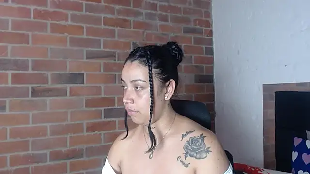 Snapshot of salome__hills1 chatting on 25, 5, 2026 salome hills1 online show from 25, 5, 2026