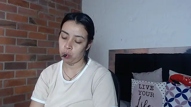 salome  hills1 online show from 25, 11, 2025