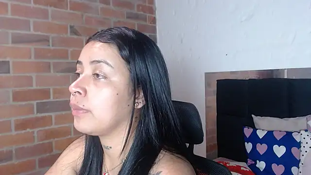 Snapshot of salome__hills1 chatting on 8, 7, 2026 salome hills1 online show from 8, 7, 2026