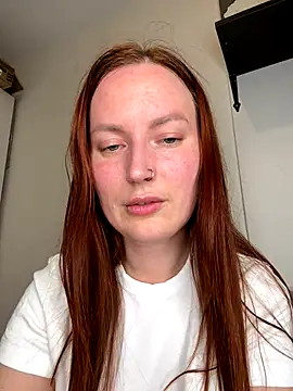 EmmaWarren online show from 24, 10, 2025