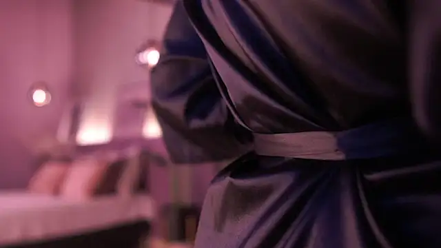 IzzyWild online show from 2, 2, 2026