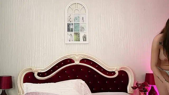 Snapshot of StacyLight chatting on 4, 5, 2026 StacyLight online show from 4, 5, 2026